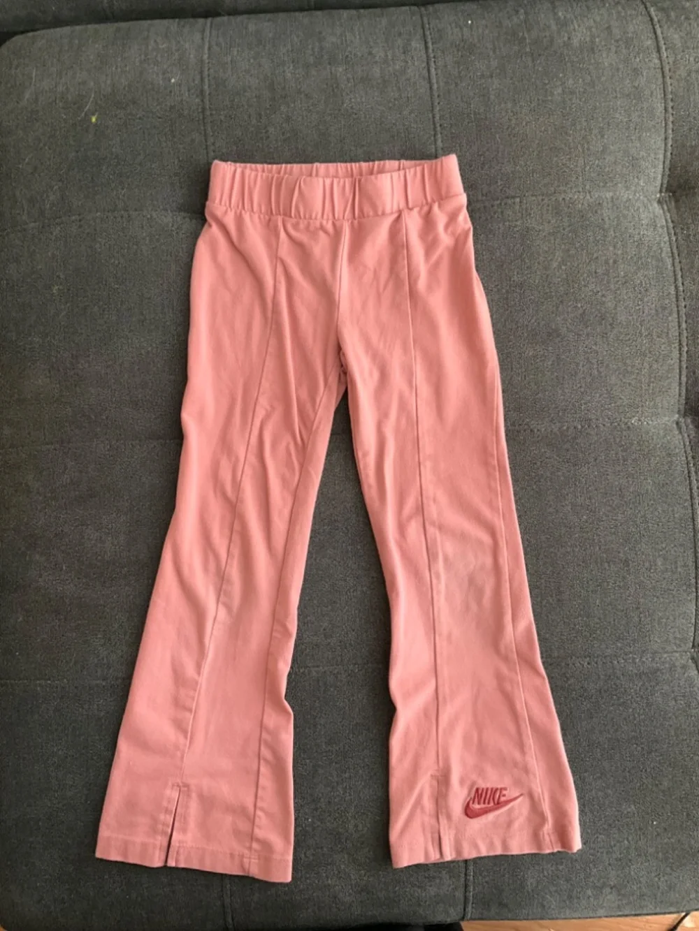 EUC Nike Pink Velour Hoodie and Matching Leggings Size M - Picture 4 of 9